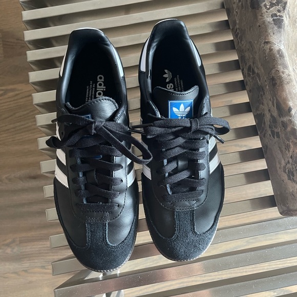 ADIDAS originals Samba in Black - Picture 3 of 4